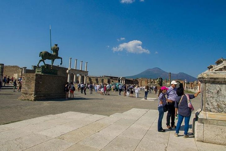 Private Pompeii & Amalfi Coast Shore Excursion from Naples Port  - Image 1