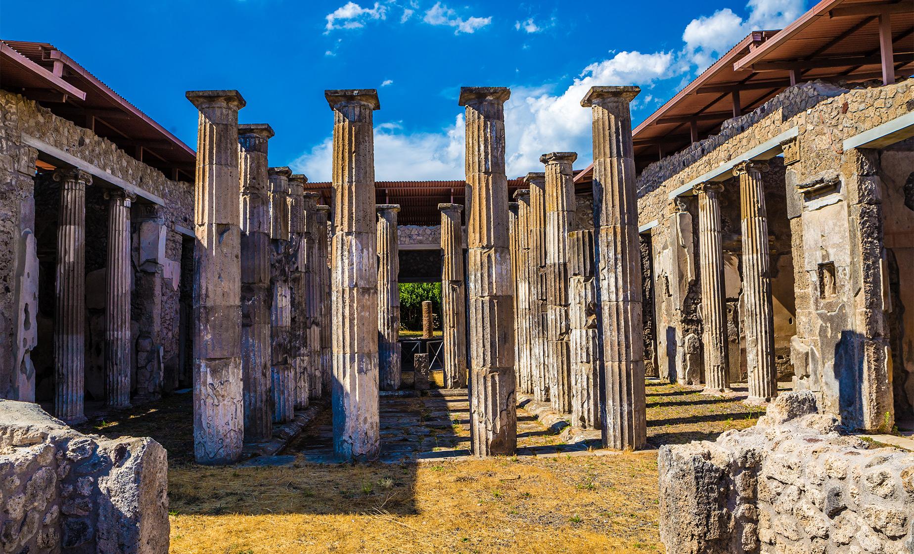 Private Pompeii and Fascinating Herculaneum - Image 1