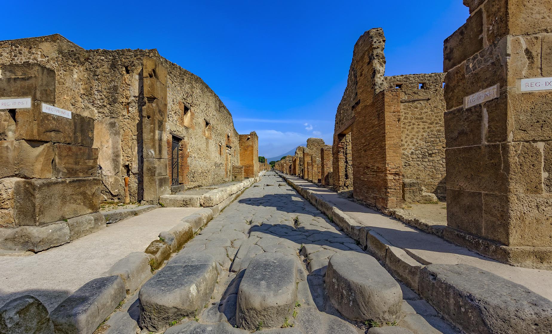 Private Pompeii & Herculaneum - Image 1