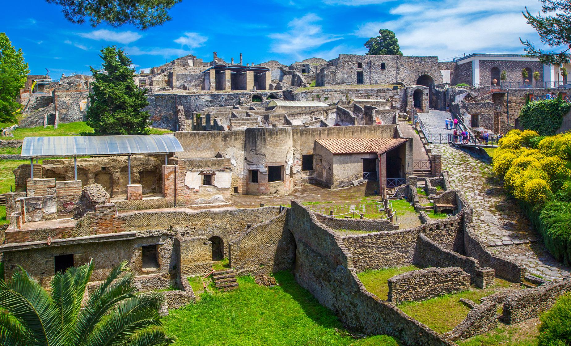 Private Pompeii & Naples - Image 1