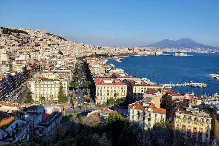 Private Sightseeing Tour in Naples by Vespa - Image 5