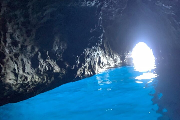 Private tour of Capri and Anacapri with the Blue Grotto by land - Image 3