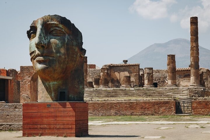 Private Tour of Pompeii or Herculaneum at Sunset - Image 1