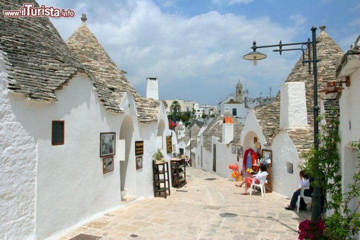 Private Tour: The Trulli of Alberobello from Naples - Image 5