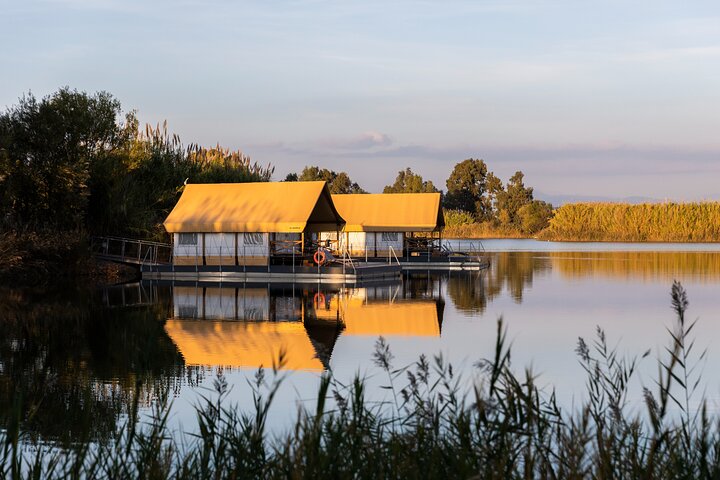 Relax immersed in the nature of the Nabi lakes - Image 5