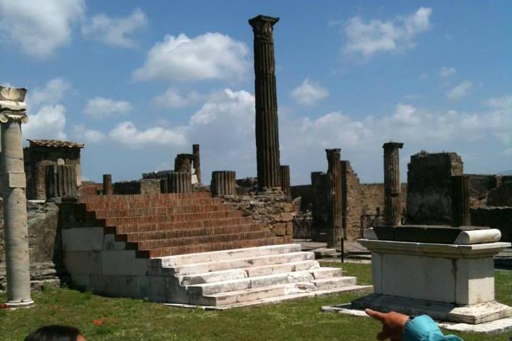 Semi - Private Exclusive Tour of Pompeii ruins & wine tastings from Naples - Image 2