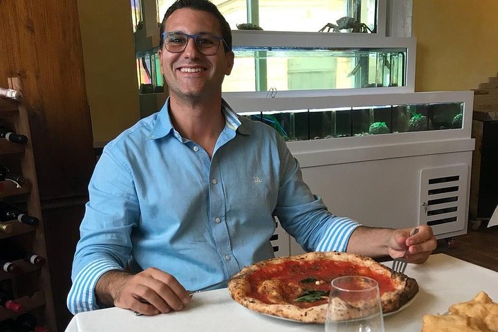 Semi Private Tour to Pompeii Ruins with a private guide and Pizza in Naples - Image 2