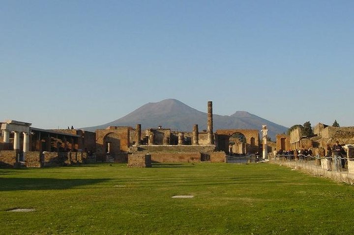 Semi Private VIP tour to Pompeii Ruins with a Private Guide & reserved access - Image 1