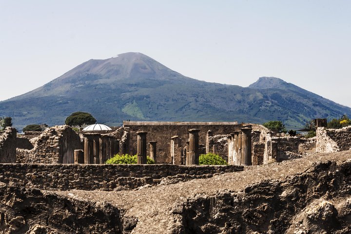 Semi Private VIP tour to Pompeii Ruins with a Private Guide & reserved access - Image 2