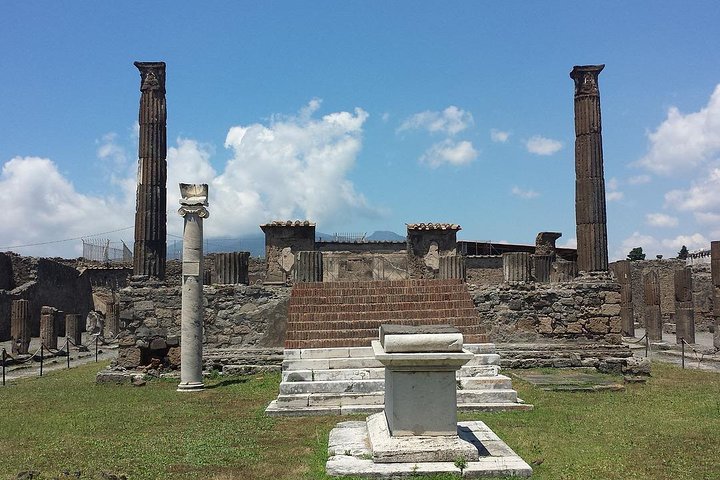 Shore Excursion: Capri, Sorrento and Pompeii Exclusive Day Tour from Naples Port - Image 2