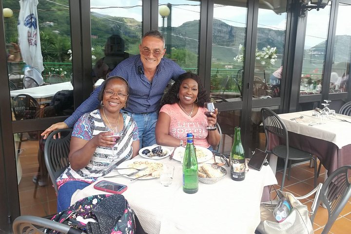 Shore excursion with Wine & Food tasting at Cantina del Vesuvio winery - Image 2