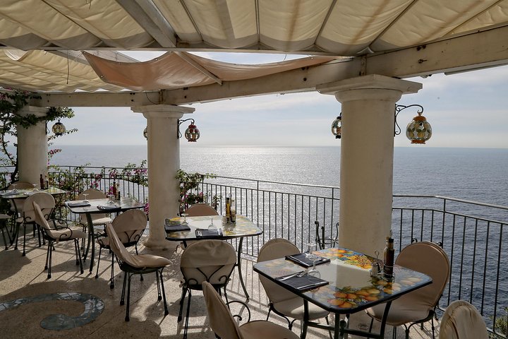 Sorrento, Positano, and Amalfi Day Trip from Naples - Image 5