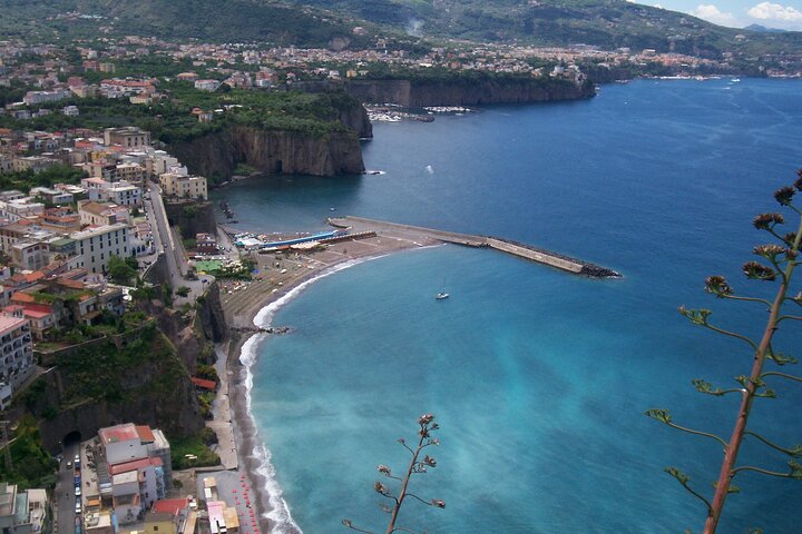 Sorrento Positano and Pompei - Image 5