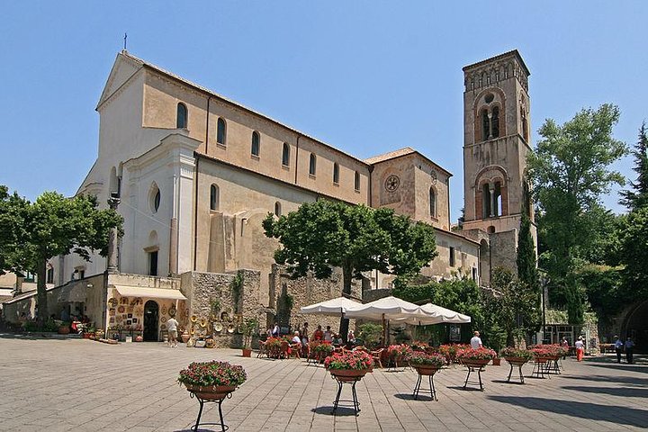 The Grand Tour: Ravello-Amalfi-Positano-Sorrento-Pompeii (FullDayPlus 10h) - Image 1