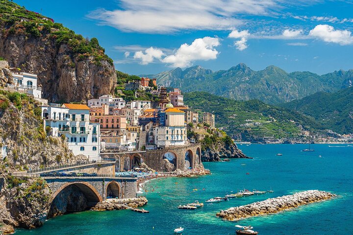 Tour di mezza giornata Positano e Sorrento da Napoli - Image 2