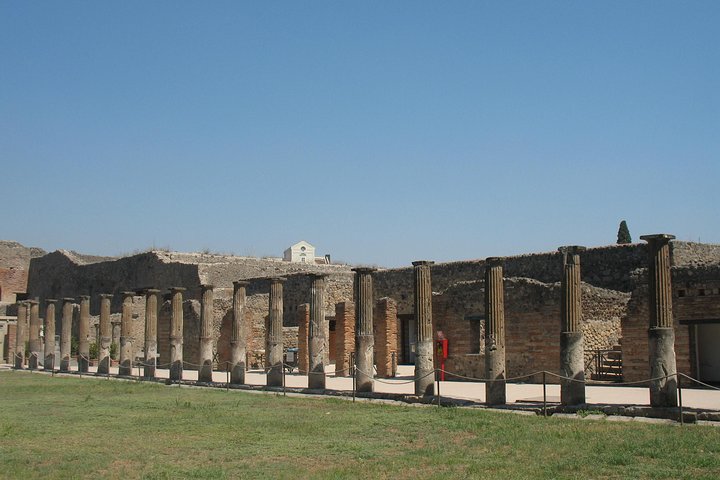 Tour of Herculaneum+Sorrento+Pompeii (Full Day) - Image 1