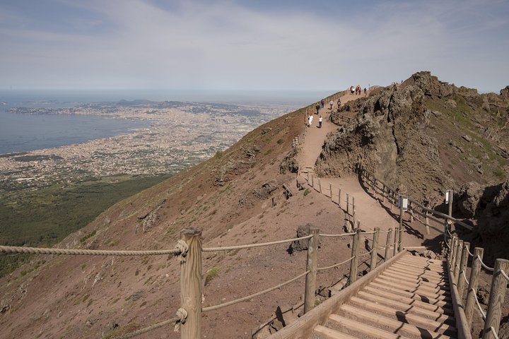 Tour of Mt. Vesuvius + Herculaneum + Pompeii (FullDay 8h) - Image 4