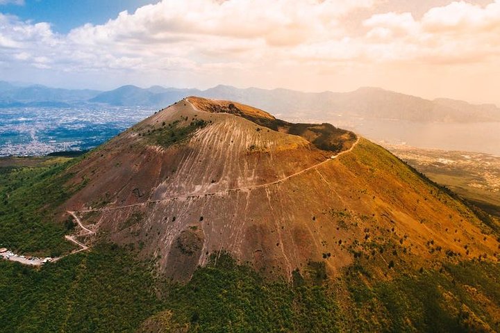 Tour of Mt. Vesuvius-Sorrento-Pompeii (FullDay 8h) - Image 2