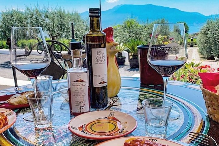 Tour of Pompeii with tour guide plus wine testing and lunch in a winery Vesuvius - Image 2