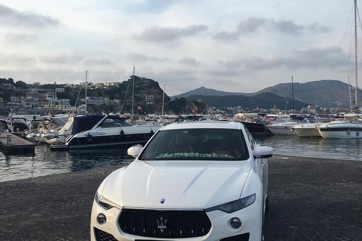 Transfer from Naples International Airport to Naples 1 to 8 PAX - Image 5