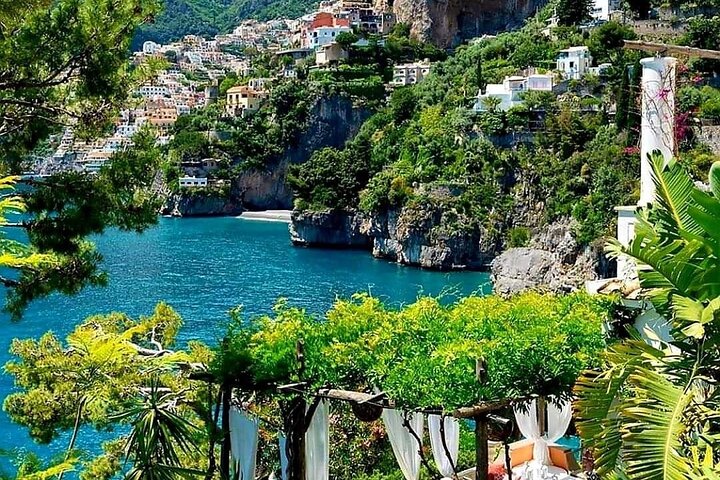 Transfer from Naples to Positano with a stop at Pompeii or Positano to Naples  - Image 3