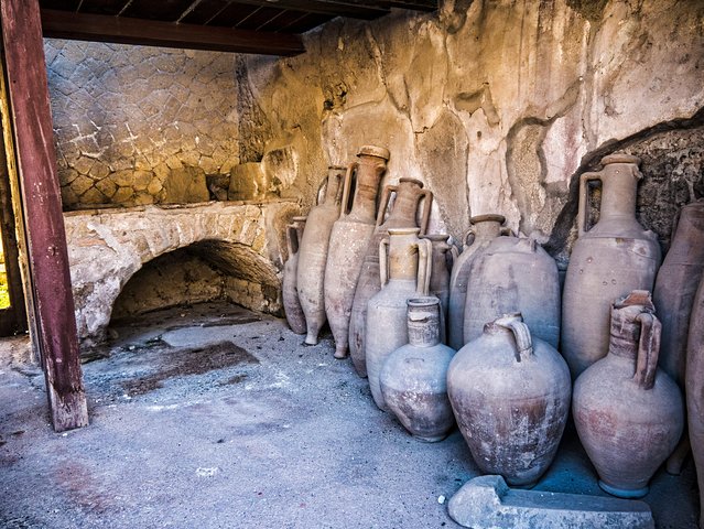 Transfer from Naples to Sorrento with 2 hours Private Tour in Herculaneum - Image 3