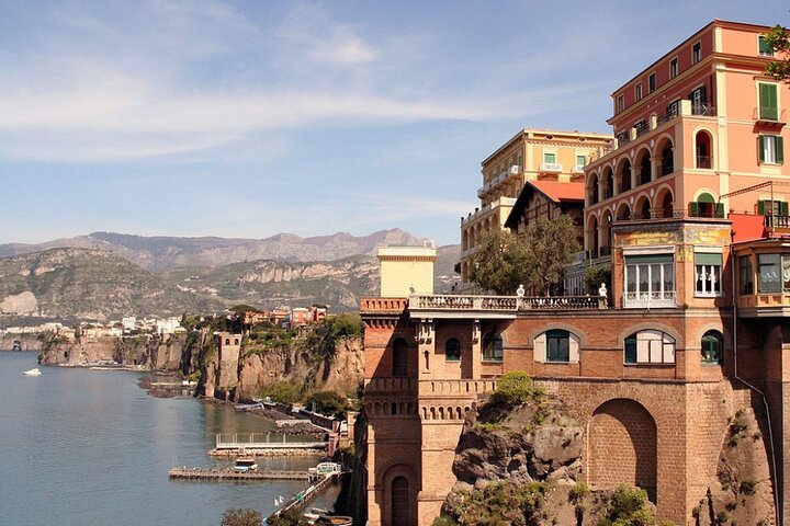 Transfer from Naples to Sorrento with stop at Herculaneum - Image 3