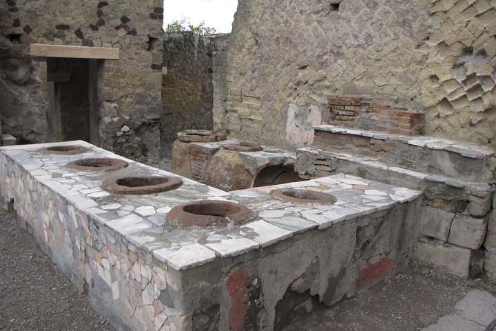 Transfer from Naples to Sorrento with stop at Herculaneum - Image 1