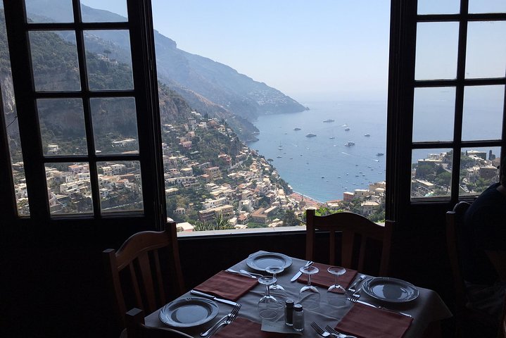 Transfer Naples to Positano and stop in Pompeii - Image 4