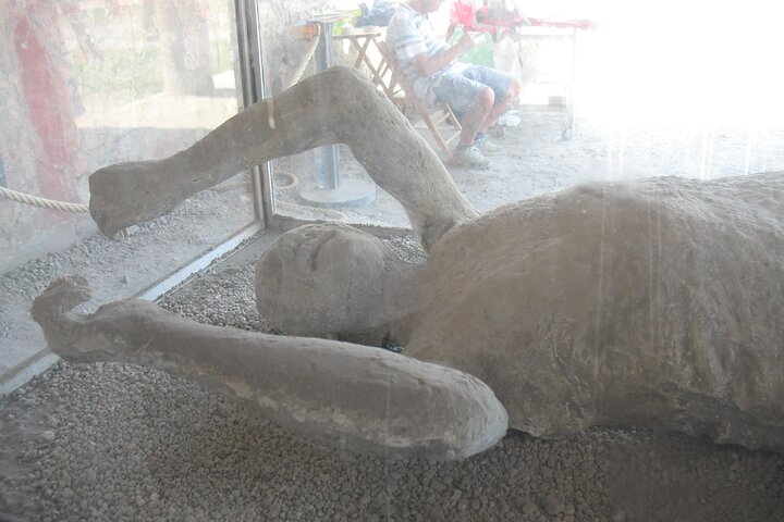 Transfer Naples to Positano, stop Pompei  - Image 3