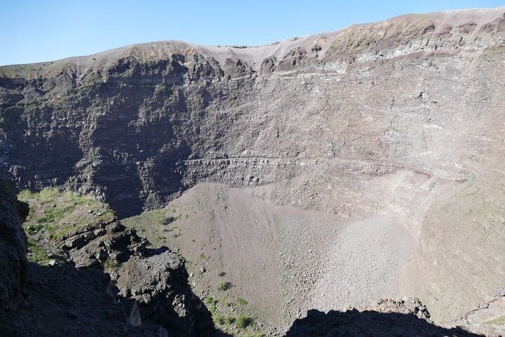 Vesuvius tour from Naples with lunch - Image 4