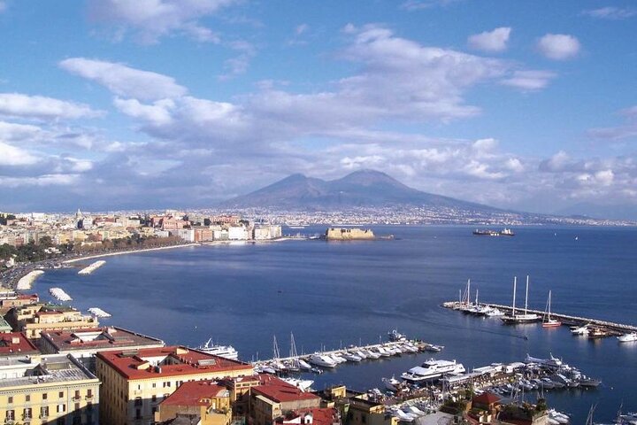 Vesuvius tour from Naples with lunch - Image 2