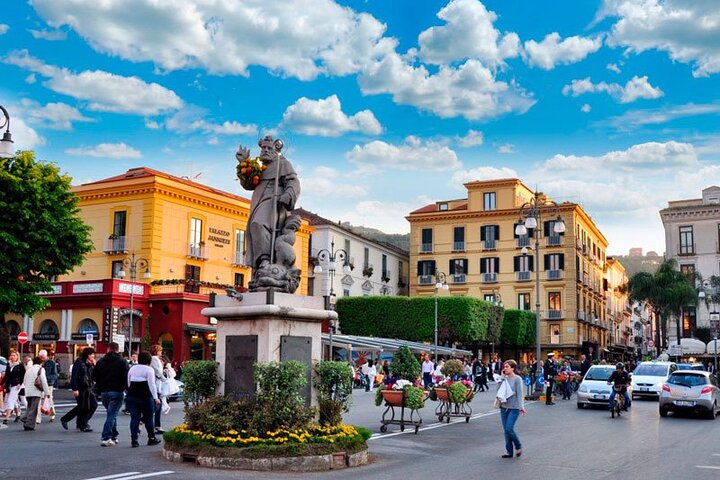 Visit Pompeii Sorrento and Positano in One Day from Naples  - Image 3