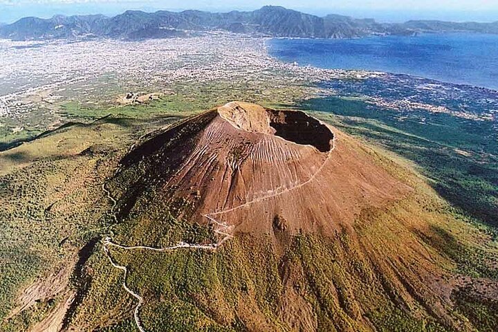 Wine Tasting on Mount Vesuvius - Image 1