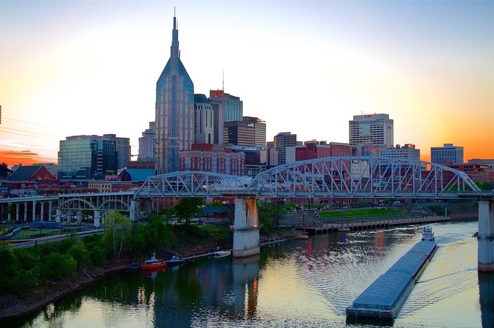 Nashville VIP Style Private Tour with Local Singer/ Songwriter  - Image 3