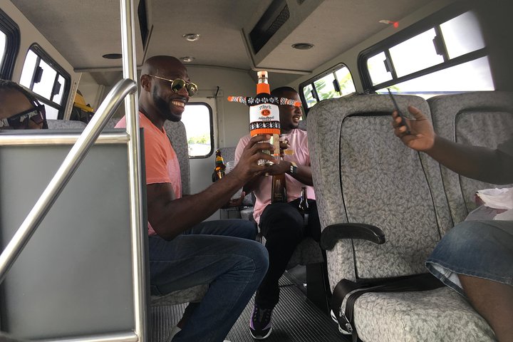 Bahamian Beverages & Bites Tour - Image 3