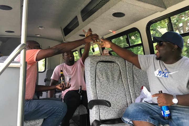 Bahamian Beverages & Bites Tour - Image 5
