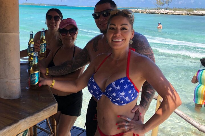 Cruisin Tiki Swimmin Pigs Booze Crooze Lunch+All U can drink bar - Image 3