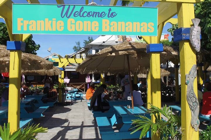 Pick up & Drop off Transfer From Anywhere in Nassau to Arawak Cay - Image 2