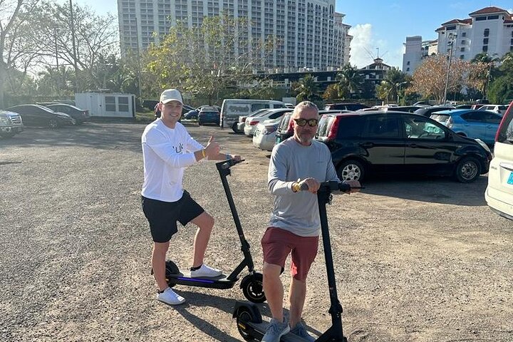 Private Electric Foot Scooter Tours in Nassau - Image 2