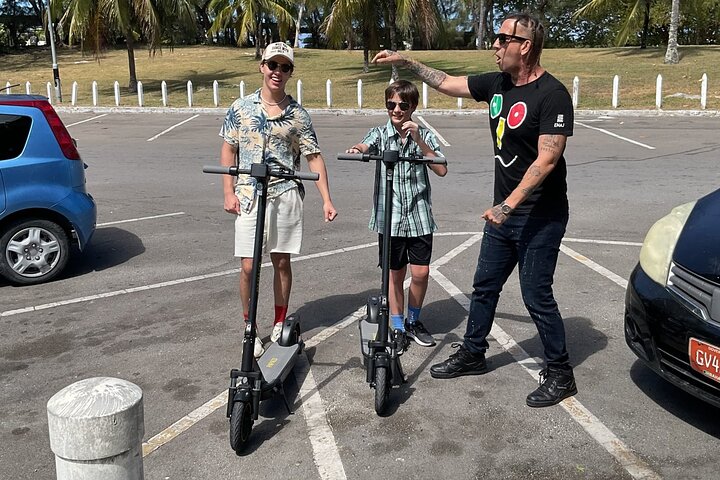 Private Electric Foot Scooter Tours in Nassau - Image 3