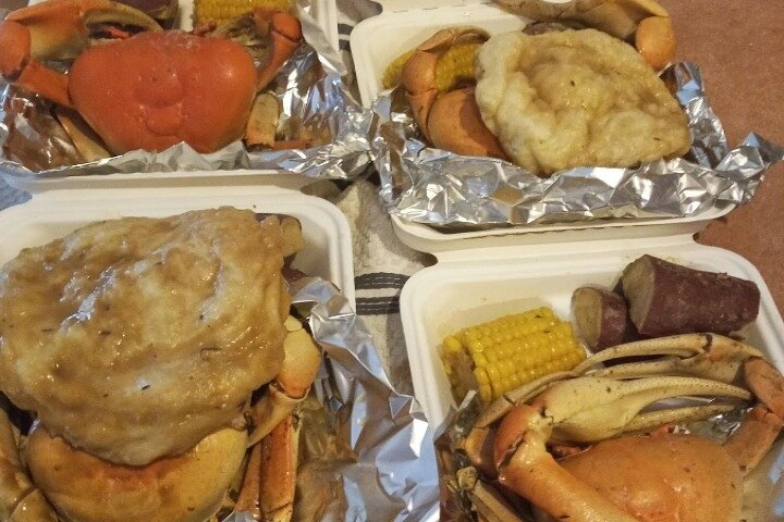 Private Sightseeing in Fort Montagu with Crab and Seafood meal - Image 5