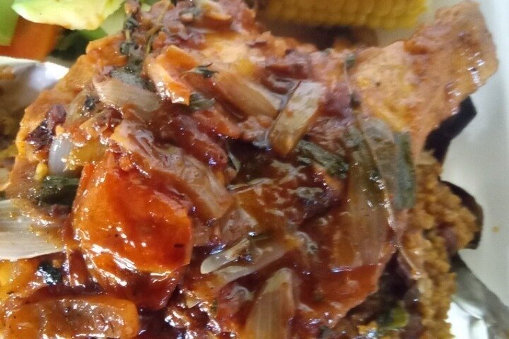 Private Sightseeing in Fort Montagu with Crab and Seafood meal - Image 1