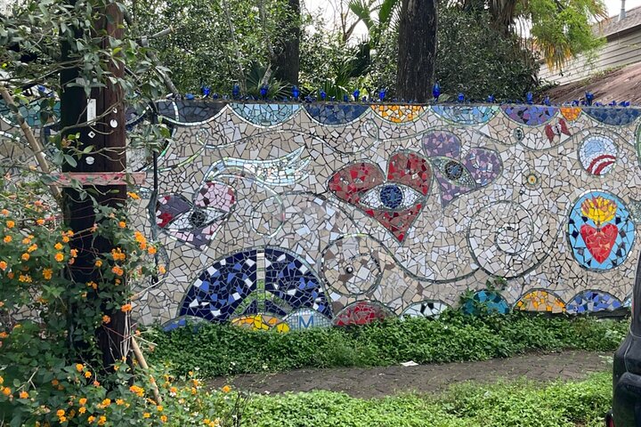 Private Art Tour of New Orleans with Lunch - Includes Street Art! - Image 4