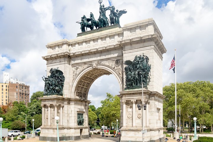Brooklyn 6-Hour Sightseeing Tour, with Private Driver-Guide - Image 4