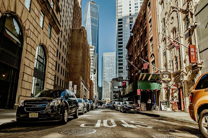 Deluxe Private New York City VIP Tour by SUV: Best of NYC. Select 3 or 5 hours - Image 2