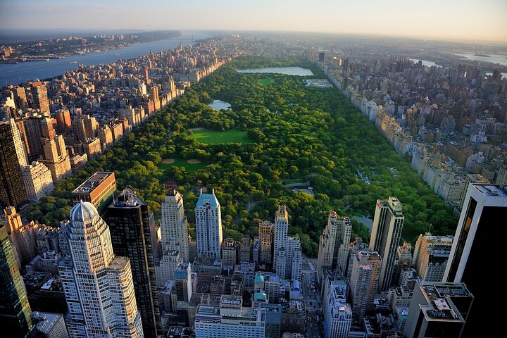 Full Day Private Walking Tour in New York from New York hotels - Image 2