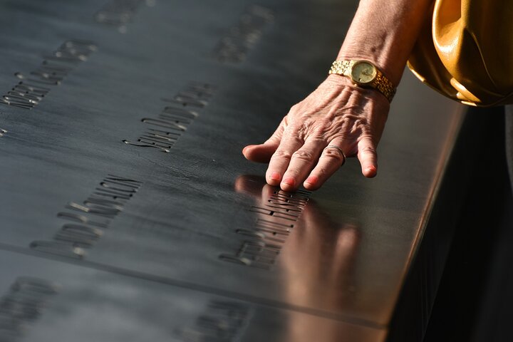 New York 9/11 Memorial Museum & Ground Zero Guided Tour - Image 4