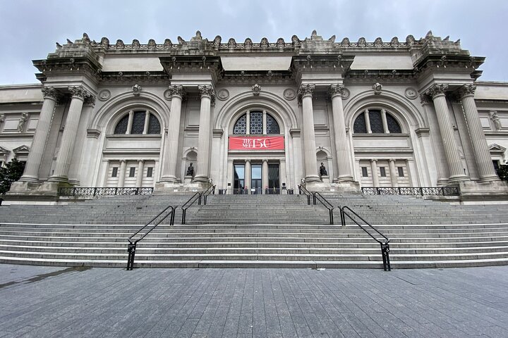 NYC Private Guided Sightseeing Tour by Limo  - Image 2