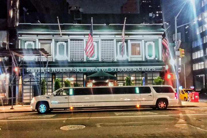 NYC Sightseeing Tour Manhattan (Cadillac Escalade Jet Door) - Image 1